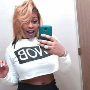 Meet your Posher, Cierra